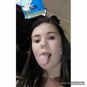 Meet your Posher, Karissa